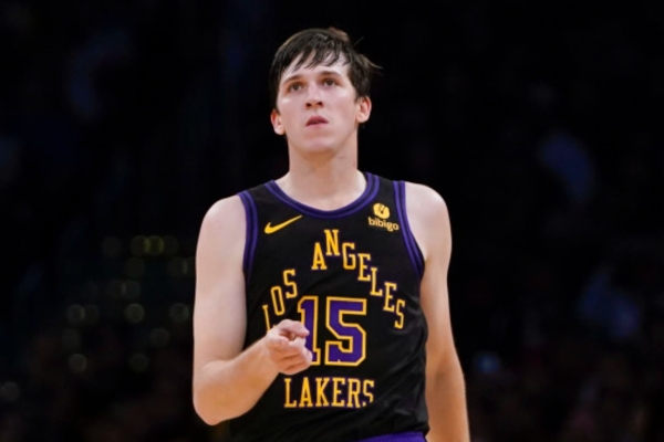  湖人队或因交易需求放弃年轻后卫奥斯J-里夫斯