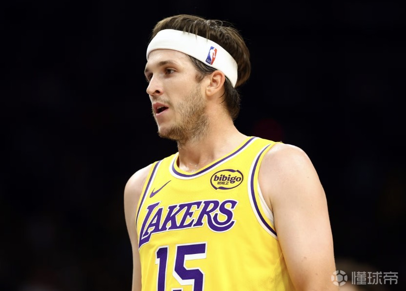  里夫斯：今晚我们被雷霆打爆了，希望东契奇的伤情能有好消息